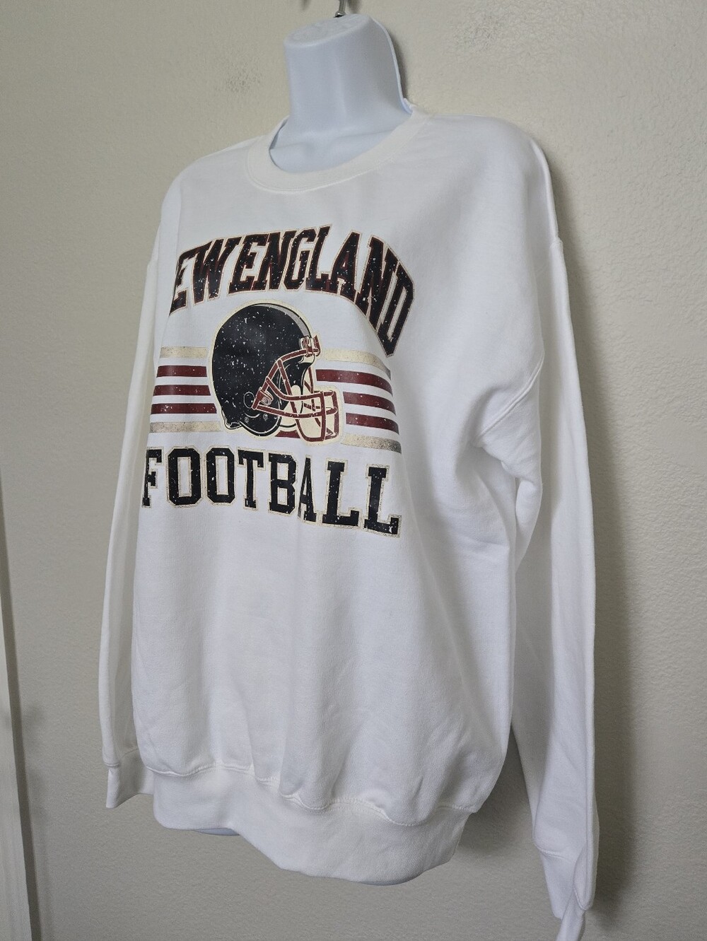 Gildan New England Football White Fleece Pullover Sweater Medium Unisex - Picture 3 of 9